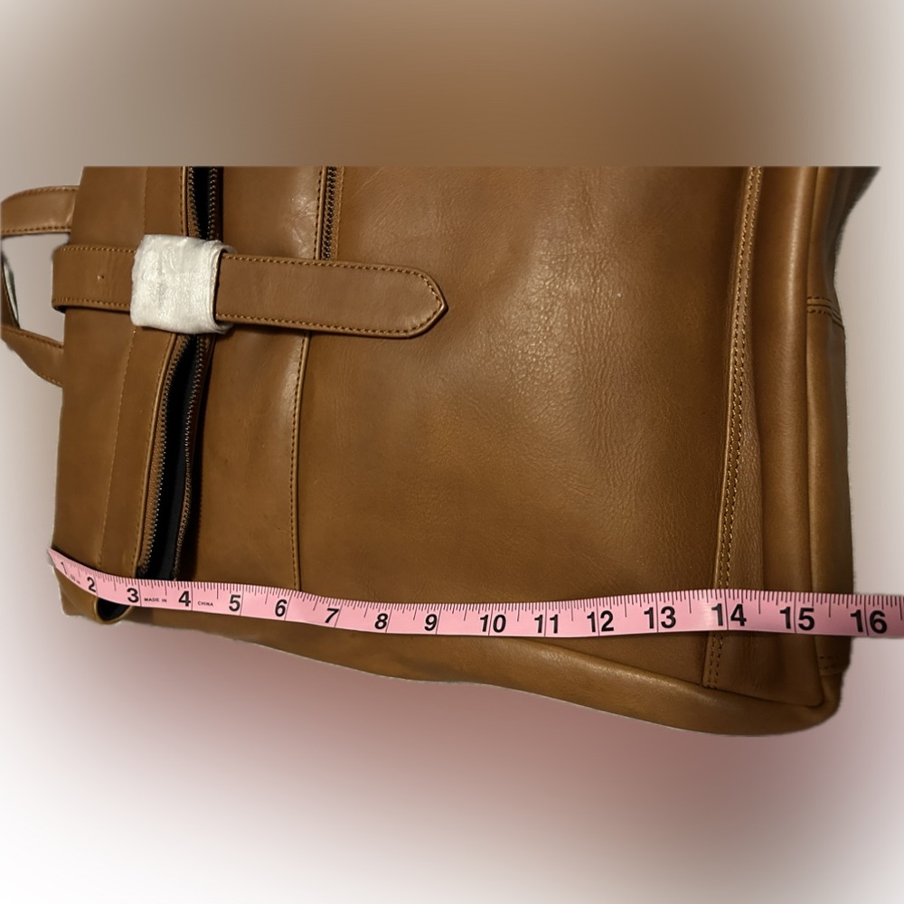 Davidoff Essential Leather Backpack - Picture 5 of 9
